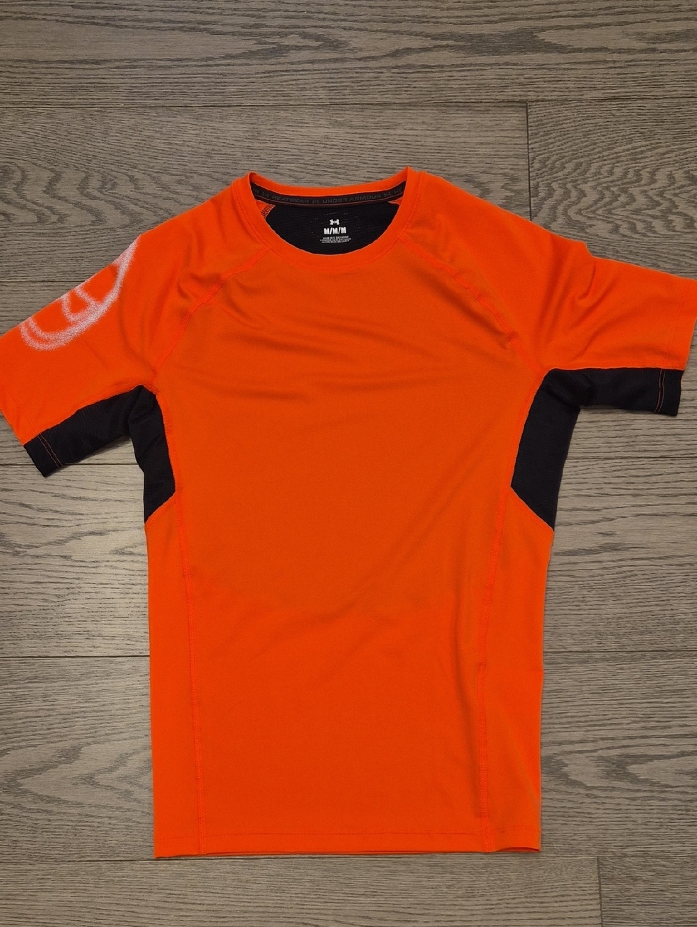 Under Armour Men’s Orange Short-Sleeve Athletic Shirt Size M